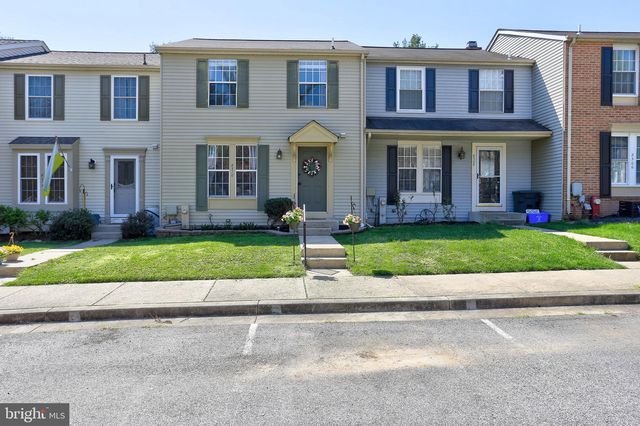 8310 Silver Trumpet Dr, Columbia, MD 21045
