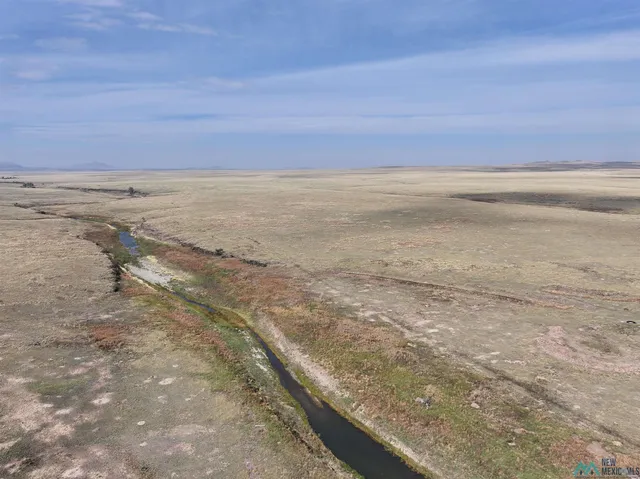 Road, Gladstone, NM 88422