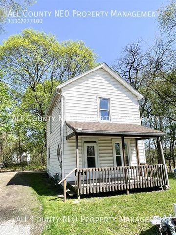 143 Roswell St, Akron, OH 44305