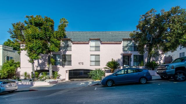 954 Palm Ave  #118, West Hollywood, CA 90069