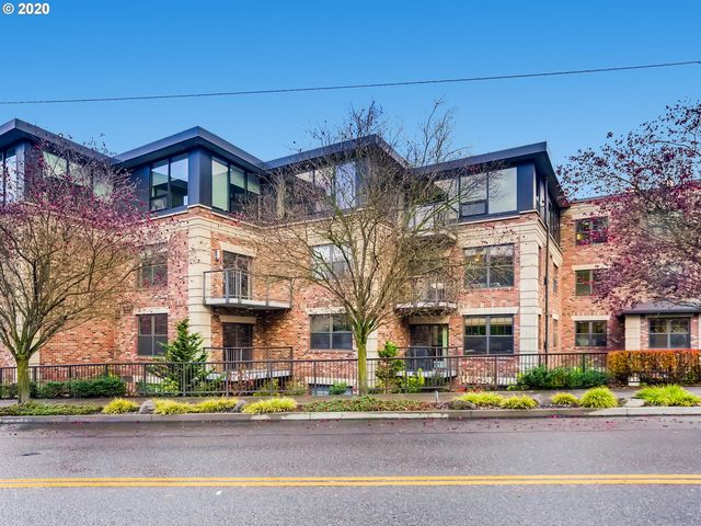 2454 NW Westover Rd #5-502, Portland, OR 97210