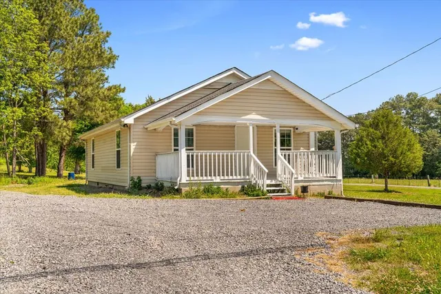 2915 S  Riverbend Rd, Dalton, GA 30721