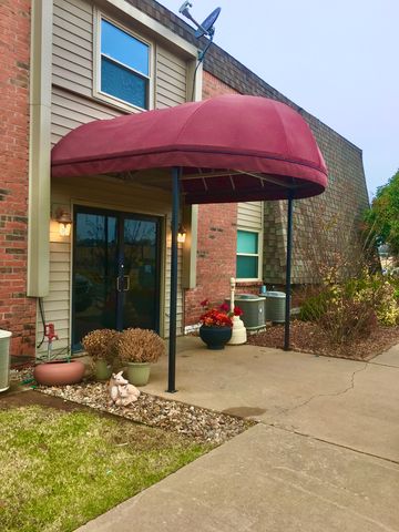 828 Park Ave #6, Chickasha, OK 73018