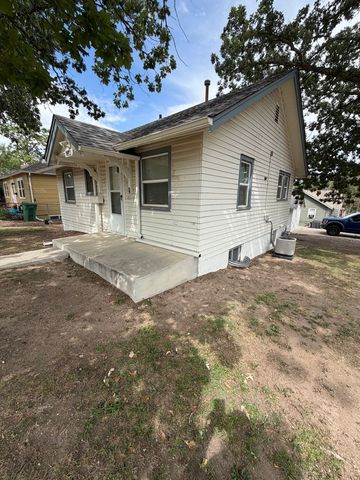 2044 10th Ave, Greeley, CO 80631