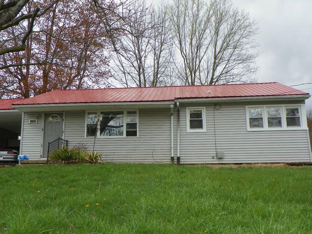 14724 Wood St, Moores Hill, IN 47032