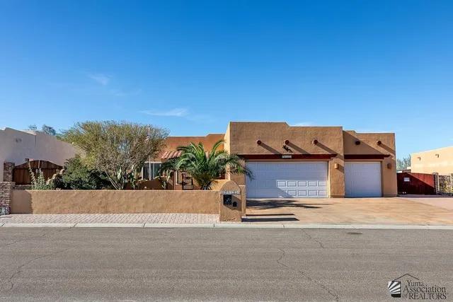 13810 S  Onammi Ave, Yuma, AZ 85367