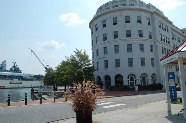 1 High St   #516, Portsmouth, VA 23704