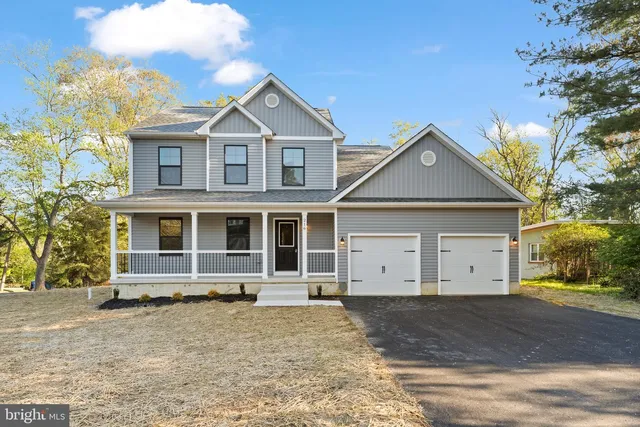 216 Lotus Ave, Voorhees, NJ 08043