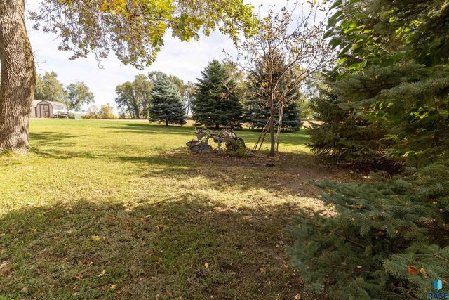 6411 Hares Point Rd #C30A, Wentworth, SD 57075