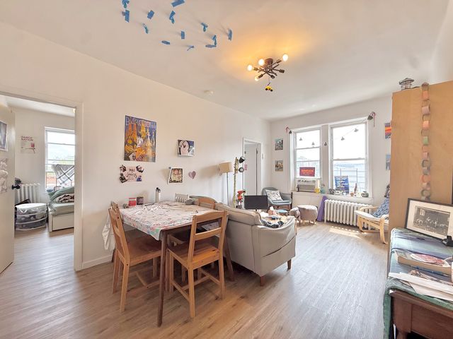 1176 Nostrand Ave #4R, Brooklyn, NY 11225
