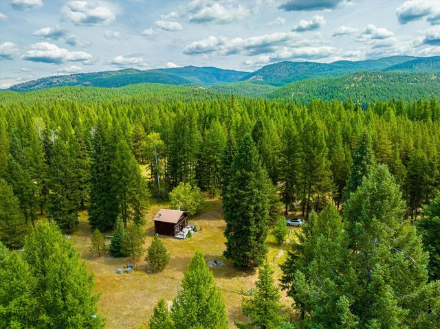 2500 Section 18 Rd, Libby, MT 59923