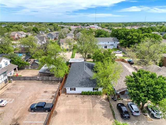 1214 Bagby Ave, Waco, TX 76706