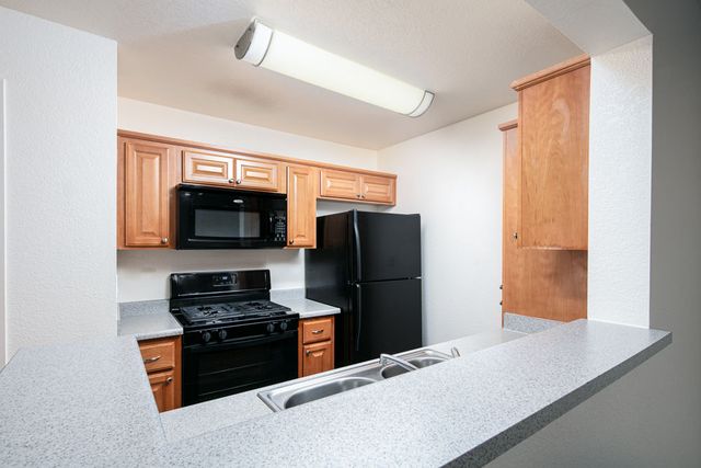 4400 Shandwick Dr #45, Antelope, CA 95843