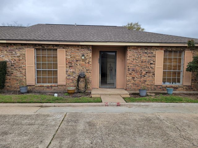 555 Georgetown St, Beaumont, TX 77707