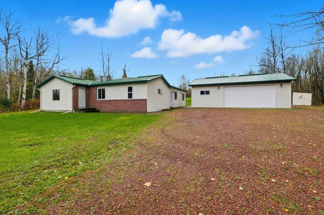 55260 Highway 63, Grand View, WI 54839