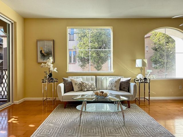 74 Parc Place Dr, Milpitas, CA 95035
