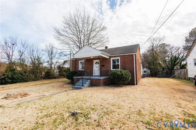 1814 Bedford St, Petersburg, VA 23803
