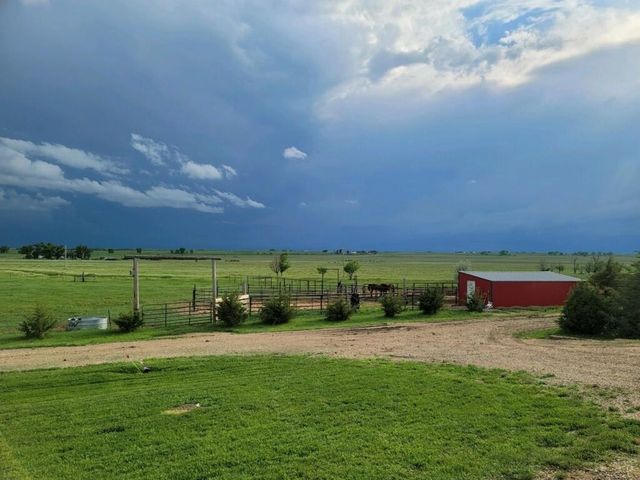 18663 Red Barn Ln, Newell, SD 57760