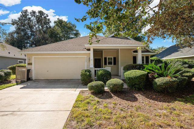 7462 SW 84th Dr, Gainesville, FL 32608