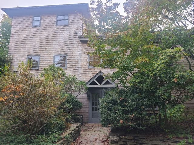 Address Not Disclosed, Water Mill, NY 11976