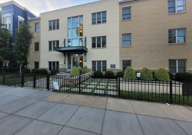626 E St   SE #203, Washington, DC 20003