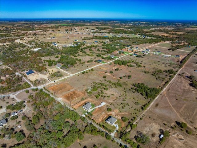 701 Shadle Rd, Poolville, TX 76487