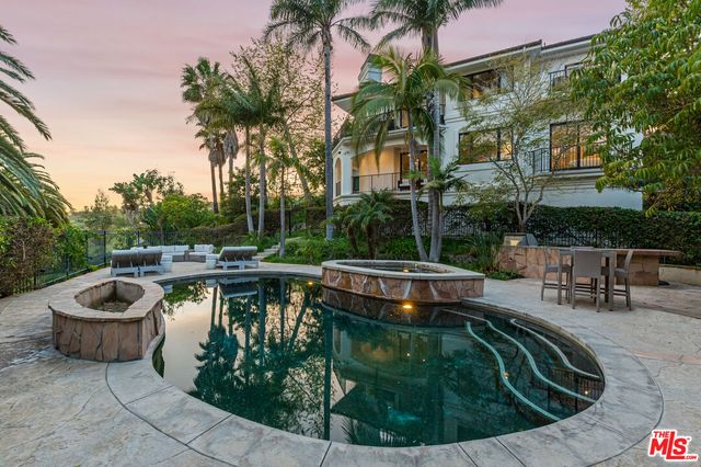 28902 Verde Mesa Ln, Malibu, CA 90265