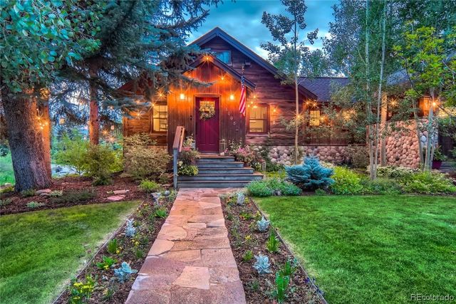 1005 Crawford Ave, Steamboat Springs, CO 80487