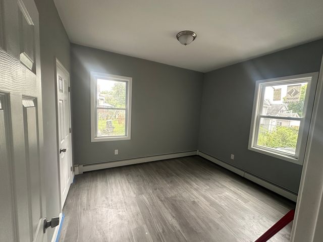5 Amsterdam St #1, Providence, RI 02909