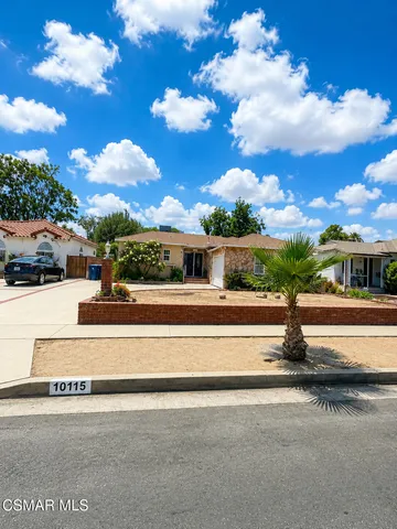 10115 Noble Ave, Mission Hills, CA 91345