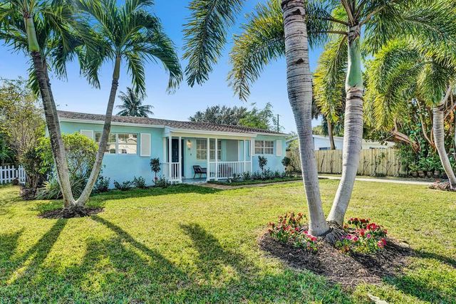 14 S  Swinton Cir, Delray Beach, FL 33444