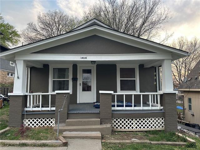 1418 S  33rd St, Kansas City, KS 66106