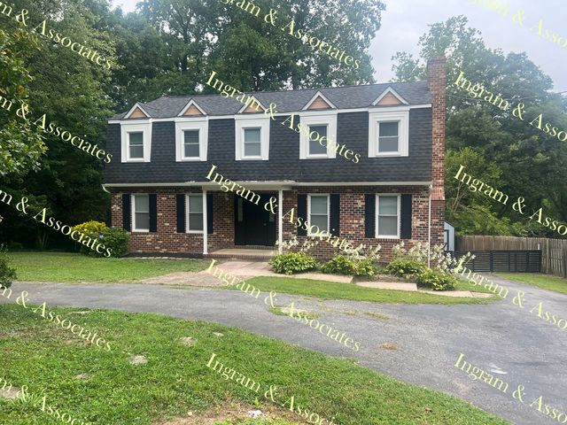 511 Springdale Ave, Colonial Heights, VA 23834