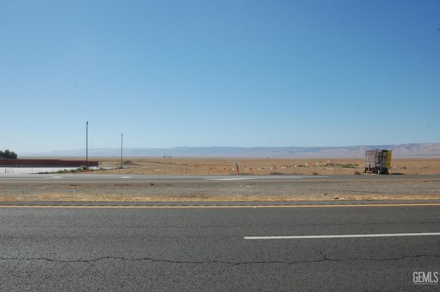 Highway 46, Lost Hills, CA 93249