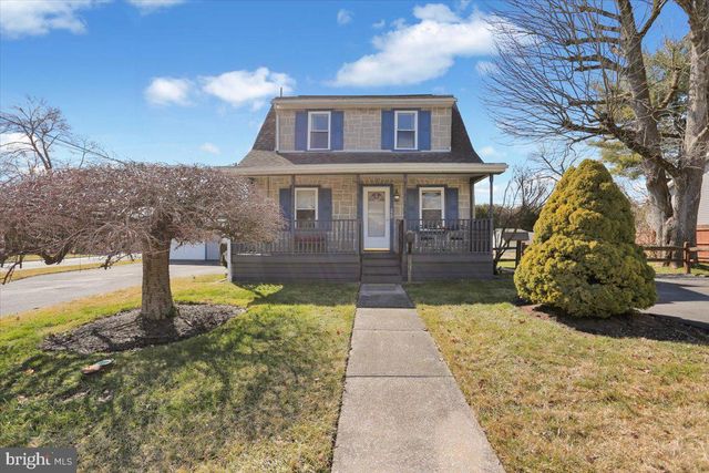 228 Montgomery Ave, Reading, PA 19606