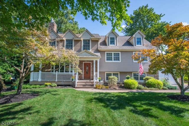 58 W Parkway, Pompton Plains, NJ 07444