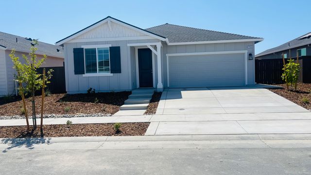 7153 El Cerrito Way, Roseville, CA 95747