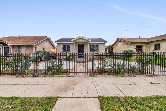 8938 Orchard Ave, Los Angeles, CA 90044