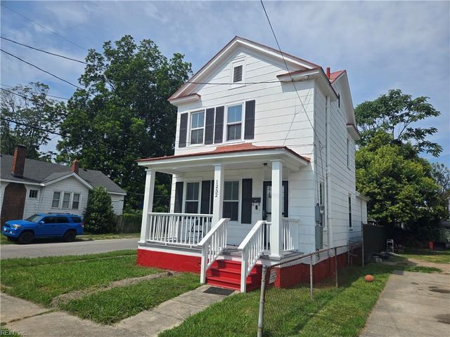 1232 Stewart St, Chesapeake, VA 23324