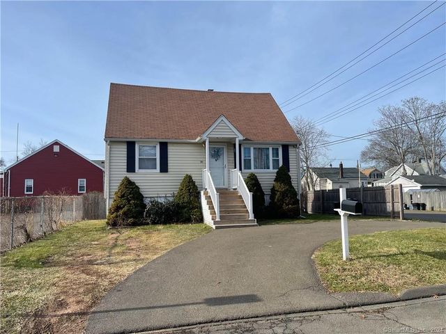 90 Henry St, East Haven, CT 06512