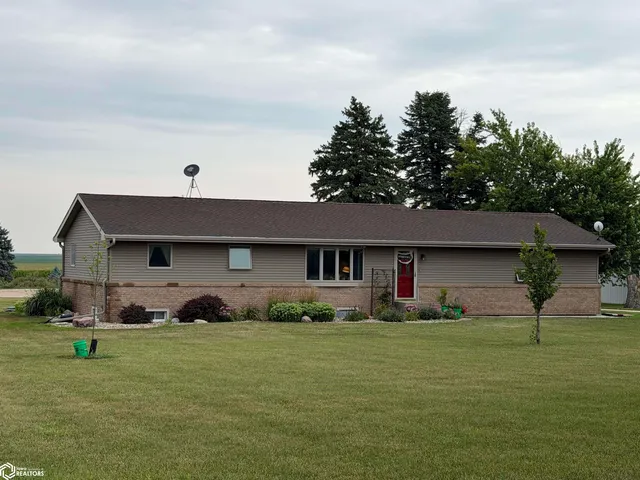 53884 180th Ave, Pocahontas, IA 50574