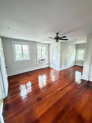 7819 Saint Charles Ave #F, New Orleans, LA 70118
