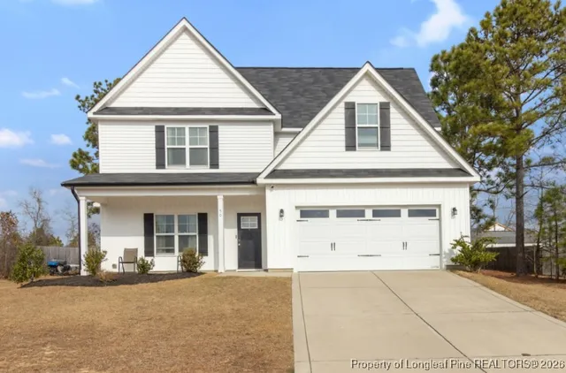 50 N  Dakota Ct, Spring Lake, NC 28390