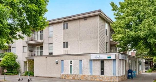2235 California Ave  SW #306, Seattle, WA 98116