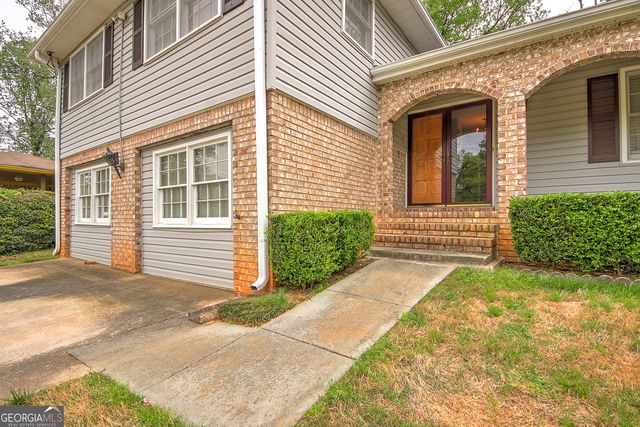 2126 Chevy Chase Ln, Decatur, GA 30032