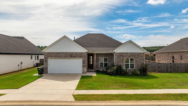 2315 Bridgegate Dr, Conway, AR 72034