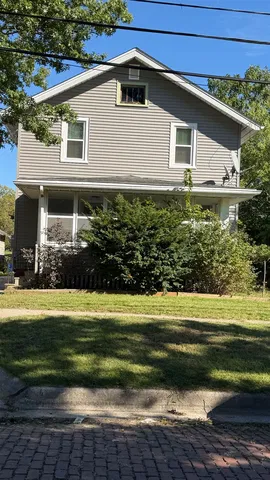 1607 Latham St, Rockford, IL 61103