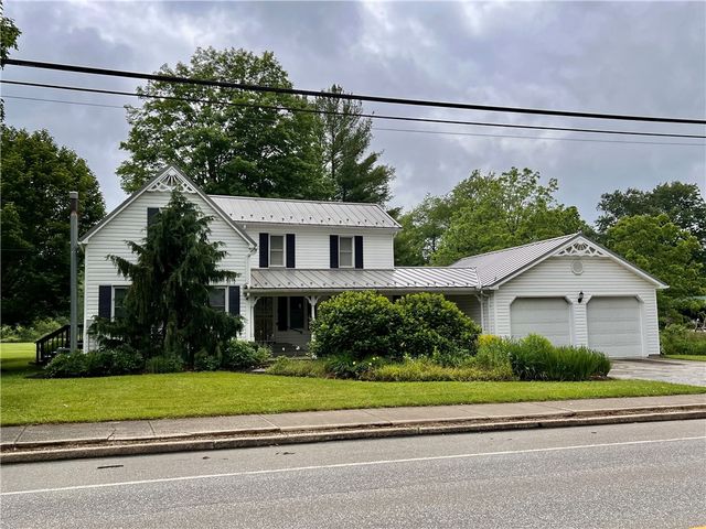 33539 S  Main St, Townville, PA 16360