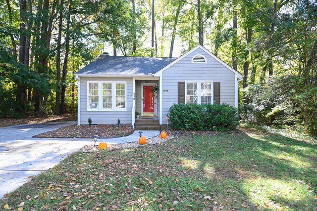 2404 Fields Of Broadlands Dr, Raleigh, NC 27604
