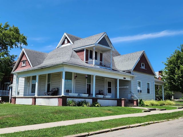 417 N  Main St, Bicknell, IN 47512